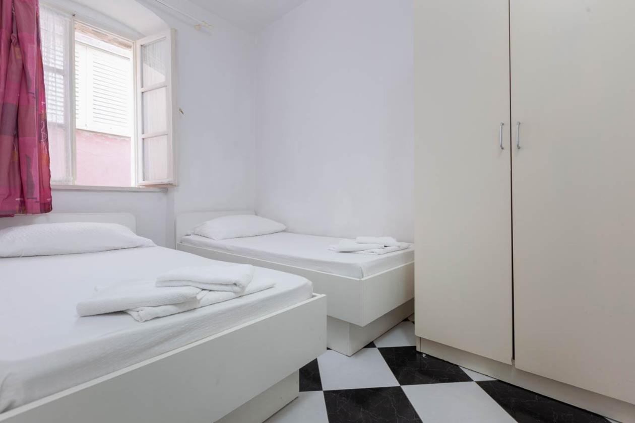Apartmani Marija Podgora Eksteriør billede